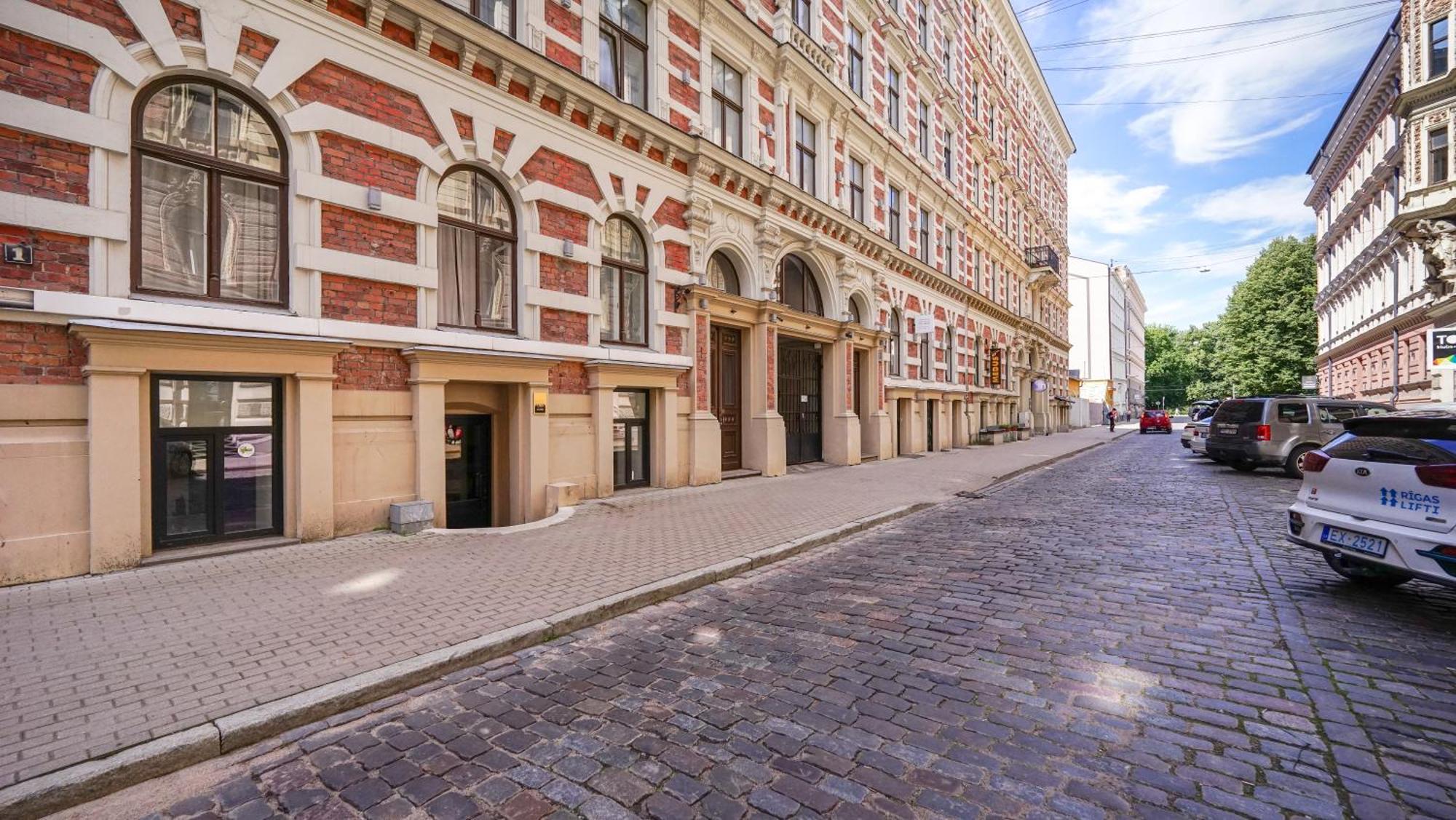 Appartamento Travelers Heaven Riga Esterno foto